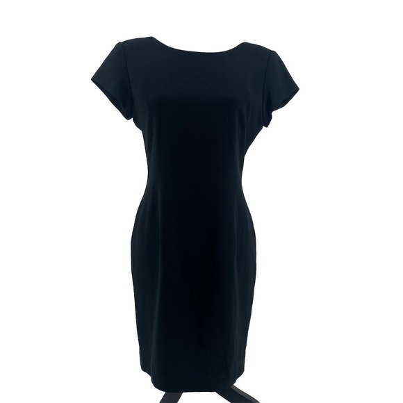 Ann Taylor Dresses & Skirts - Ann Taylor Petites Black Dress Women's 6P Classic LBD Cap Sleeve V Back Cocktail